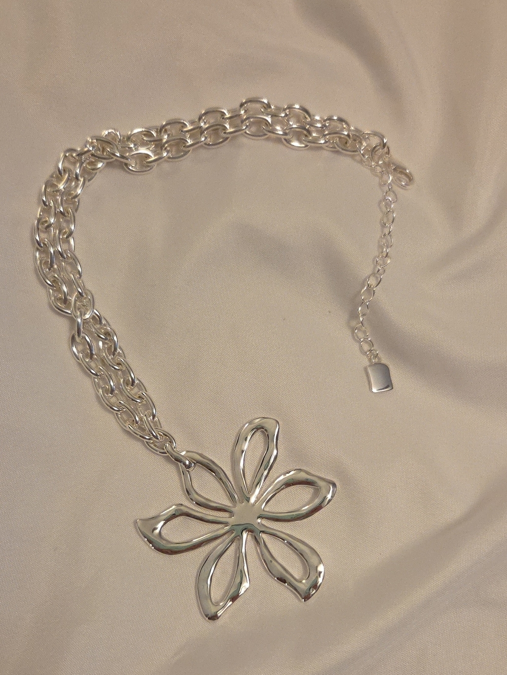 Robert Lee Morris Silver Open-Petal Flower Pendant Necklace